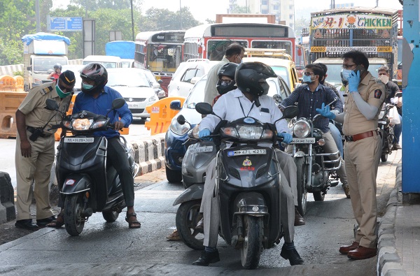 mumbai-police-issue-guidelines-for-violating-curfew-took-action