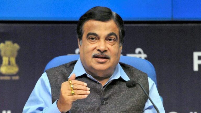 Nitin Gadkari aloof from central government's vaccine production decisions