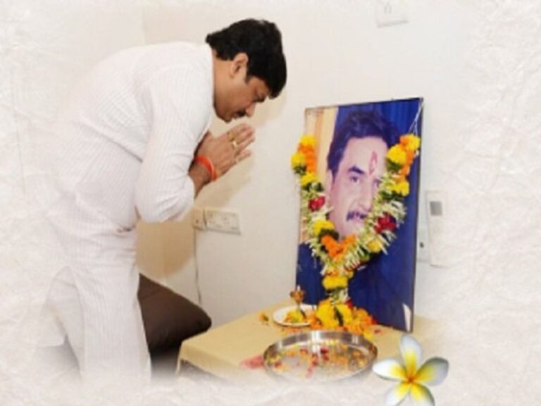Dhananjay Munde's emotional post on Uncle Memorial Day