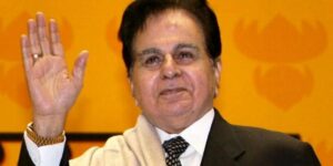 Chief Minister Uddhav Thackeray paid tributes to Dilip Kumar