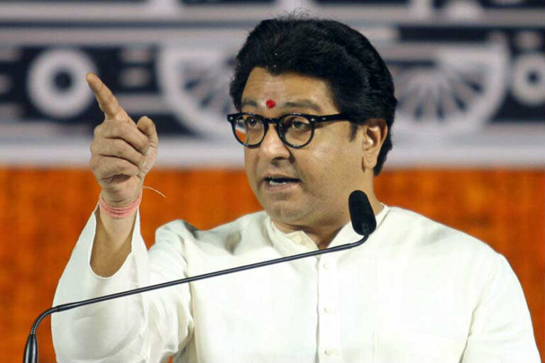 Raj Thackeray on Maharashtra tour