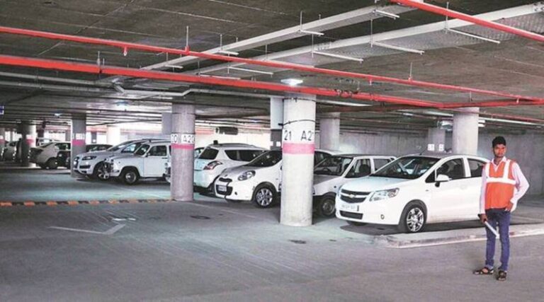 Availability of parking lots in Mumbai on the app