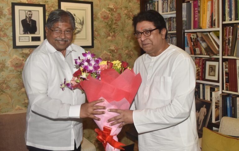 Chandrakant Patil met Raj Thackeray