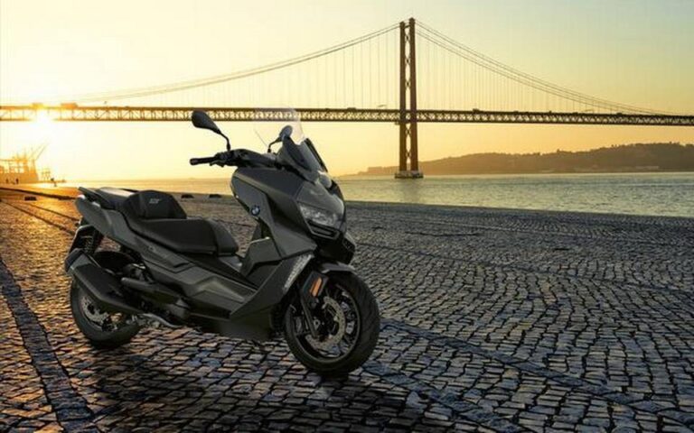 BMW C400 GT's most expensive scooter launched in India