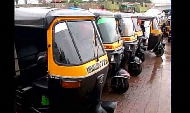 Thane: Rickshaw drivers warned of indefinite strike in the district