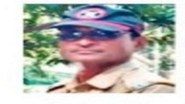 Sub-inspector of police dies on full plate
