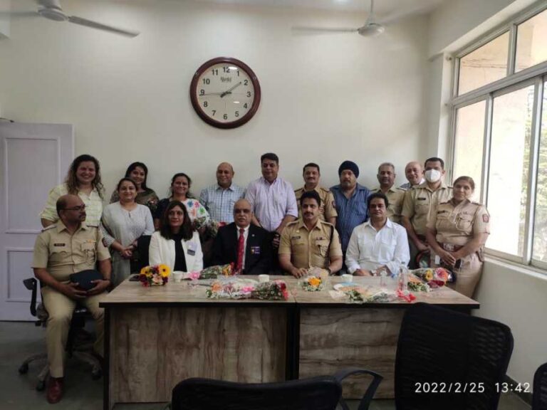 Rotary Club repaired the hall of Powai Police Station