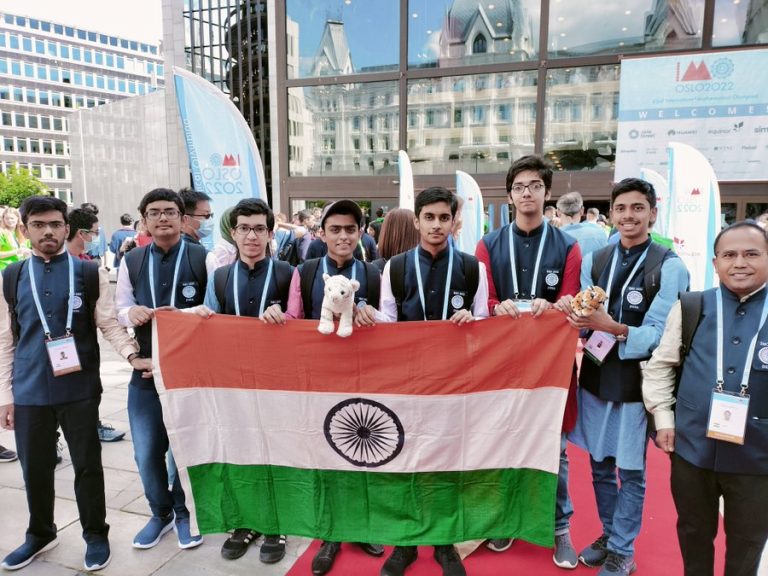 अभिमानास्पद! ‘इंटरनॅशनल मॅथेमेटिक ऑलिम्पियाड’मध्ये भारताने सुवर्णपदकासह कमावली पाच पदके