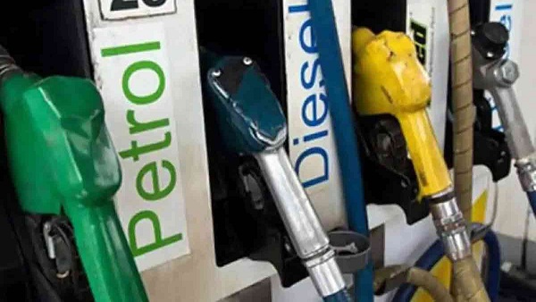 Petrol, diesel cheaper in Maharashtra