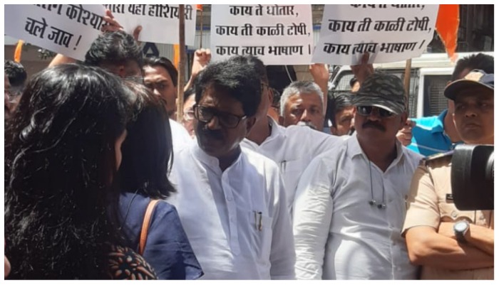 shiv-sainiks-protested-against-the-black-capped-governor