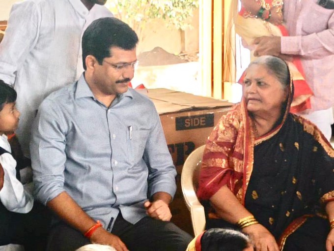 Kailas Patil met Dhananjay Munde's mother