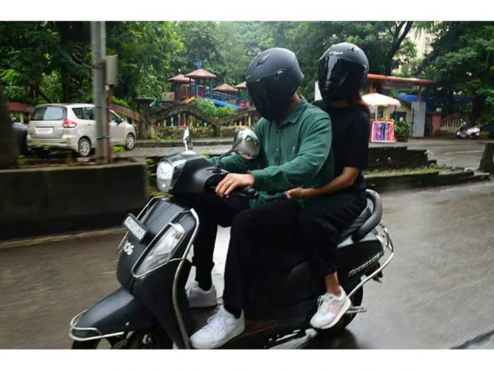 Virushka Scooter Ride Goes viral