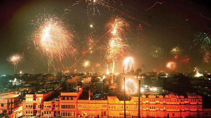 Supreme Court Refuses To Lift Ban on Fire Crackers in Delhi Region