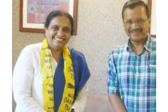 Gujarat’s former CM’s daughter joins AAP Ahead of Gujarat Vidhansabha Election