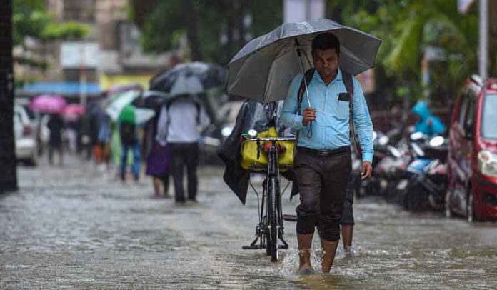 IMD issues yellow alert in Mumbai as there are chances of raining in some parts