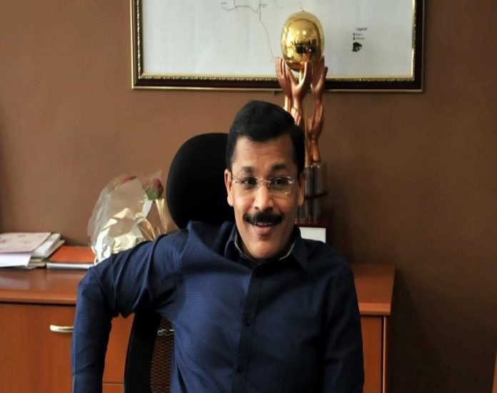Direct dismissal if private practice; Tukaram Munde's warning to government doctors