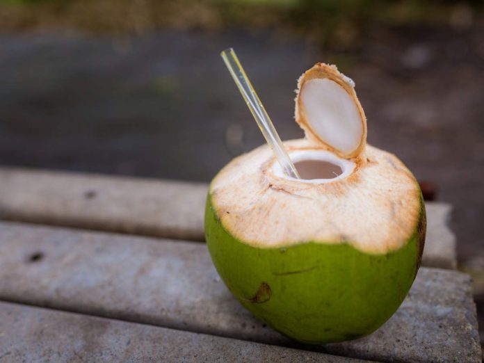 Benifits Of Drinking Coconut Water Daily