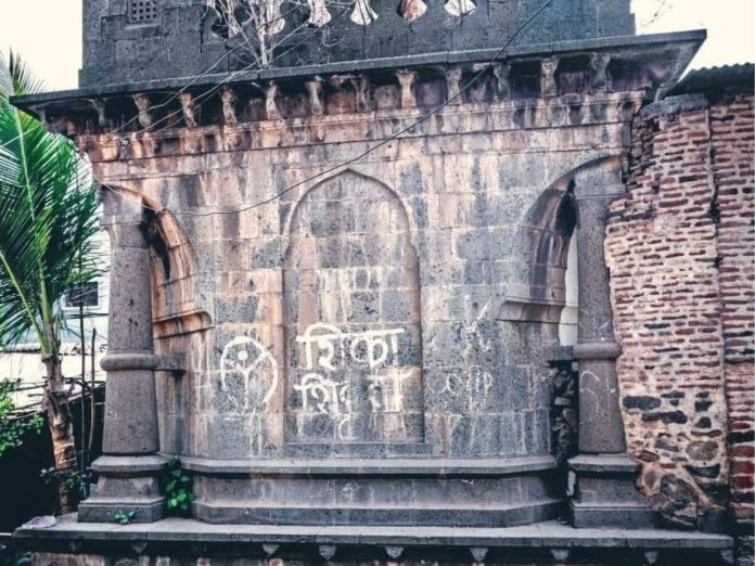 Historians praised Suhas Raje Shirke who discovered Maharani Yesubai's tomb!