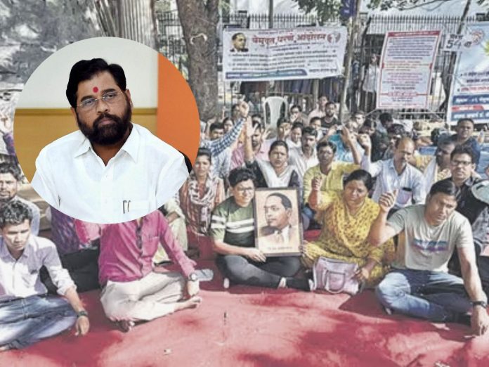 CM Eknath shinde Ignoring to the hunger striking students of Azad maidan