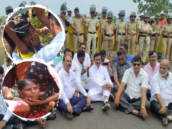 Barsu Refinery case: police brutally beat up Konkanis