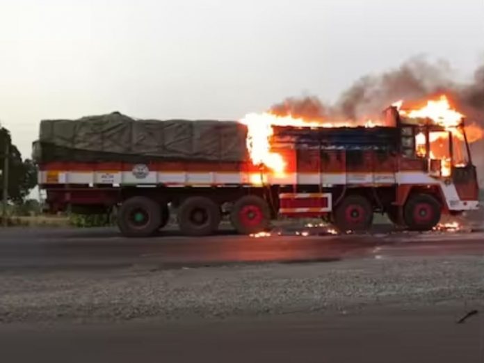 Truck caught fire on Dhule Surat national highway