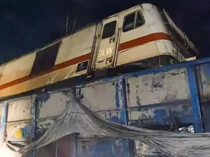 Odisha Train Accident : कोरोमंडल एक्सप्रेस अपघाताचे काही अंगावर शहारे येणारे दृश्य...