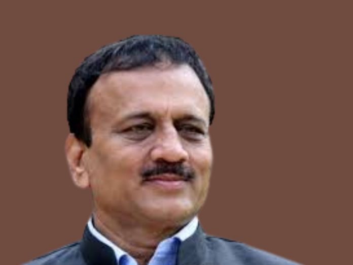 Girish Mahajan criticizes Congress on the construction of medical college