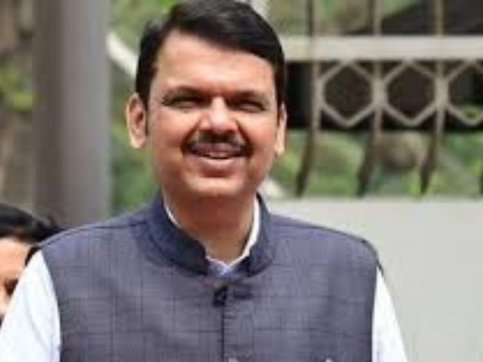 see his niece for the last time, to Deputy Chief Minister Devendra Fadnavis