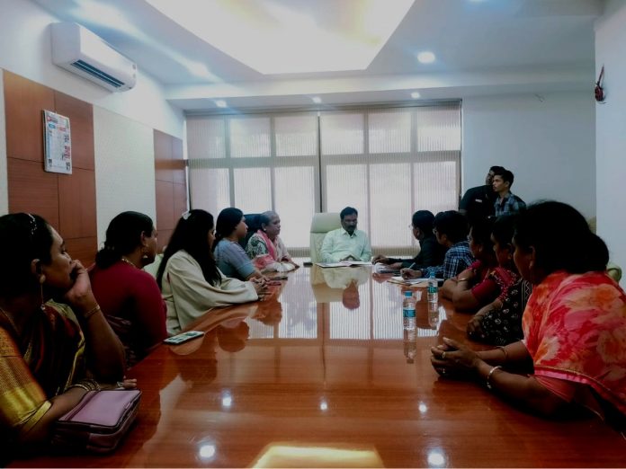 Ambadas Danve held a meeting to know the problems of Transgender
