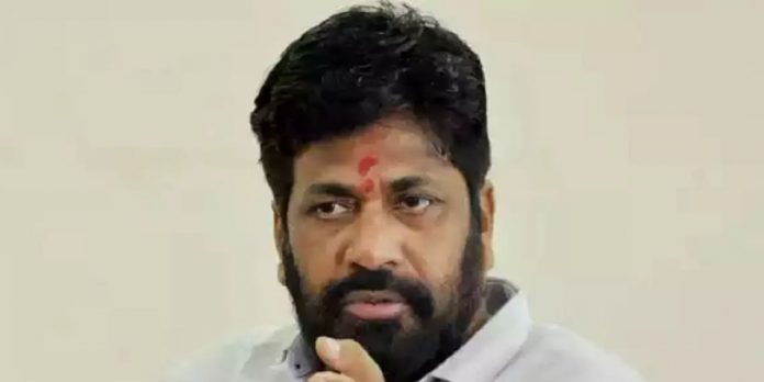 MLA, for office by a non-MP party Why claim? MLA Bachu Kadu's question