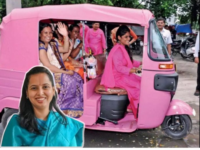 Aditi tatkare Announce pink Rikshaw Scheme For Women