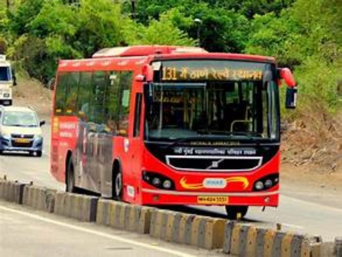 Navi mumbai Muncipal transport restricts using mobile With high volume In buses
